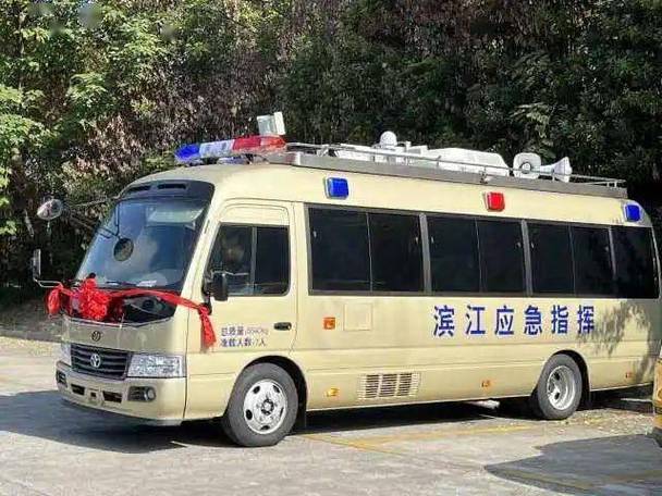 強化應急保障 筑牢安全防線 濱江區應急管理局舉行應急指揮車與搶險救援車交接儀式